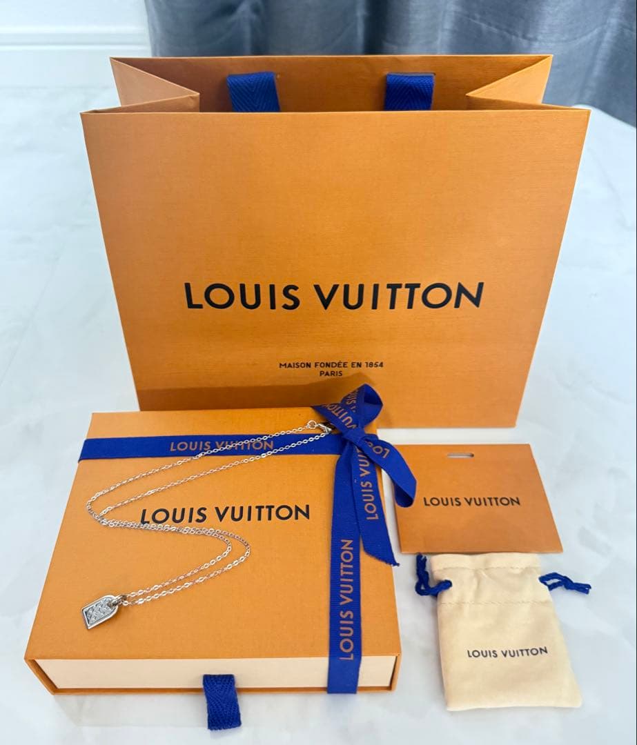✨極美品✨ LOUIS VUITTON ネックレス ナノグラム 【正規品】