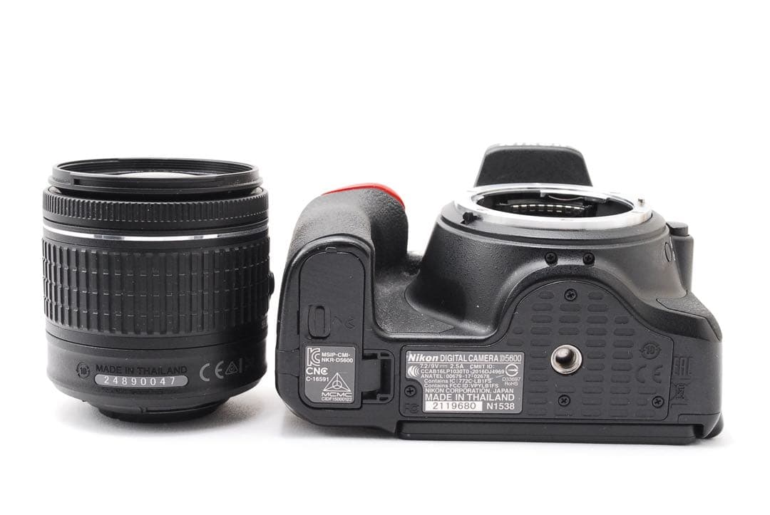Nikon D5600✨Wi-Fi搭載機種 Bluetoothスマホ転送 高画質