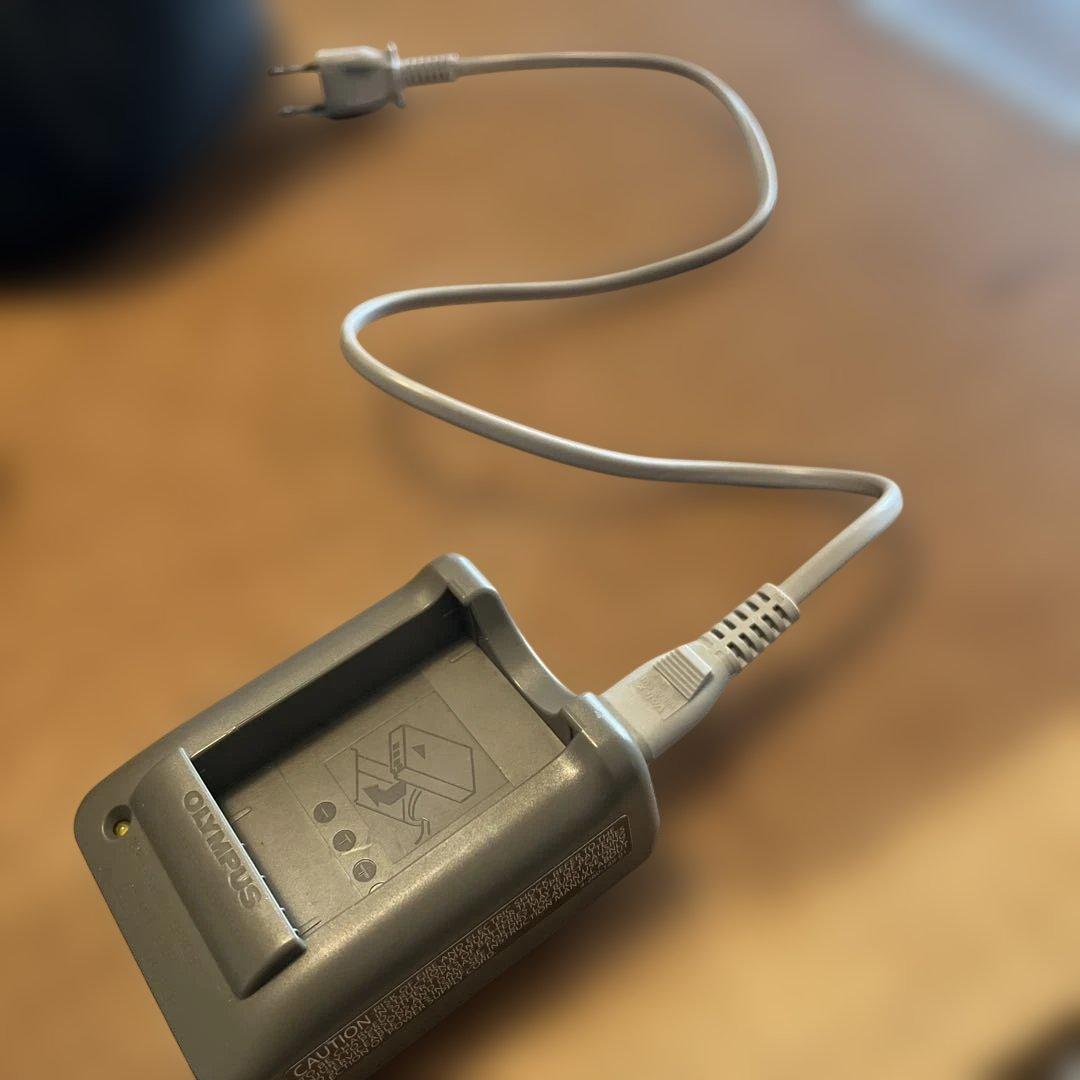 OLYMPUS ミラーレス一眼 ダブルレンズ　E-PL3