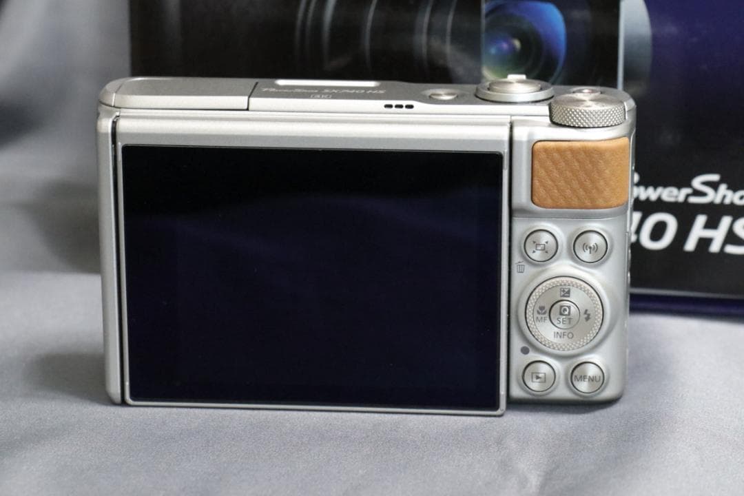 新品同　Canon PowerShot SX740 HS