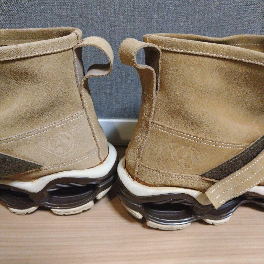 ミズノ　マウンテンリサーチコラボ　ハイカットスニーカー