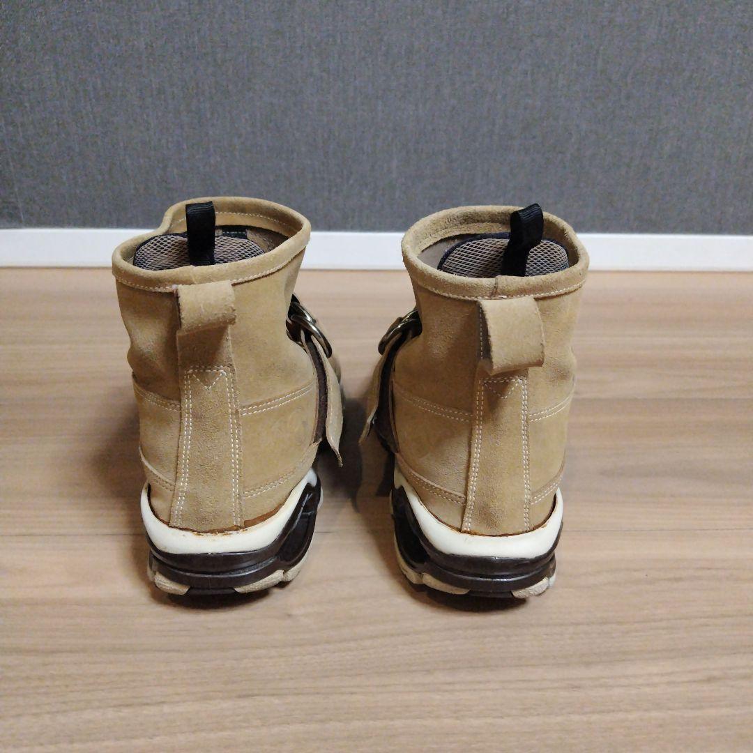 ミズノ　マウンテンリサーチコラボ　ハイカットスニーカー