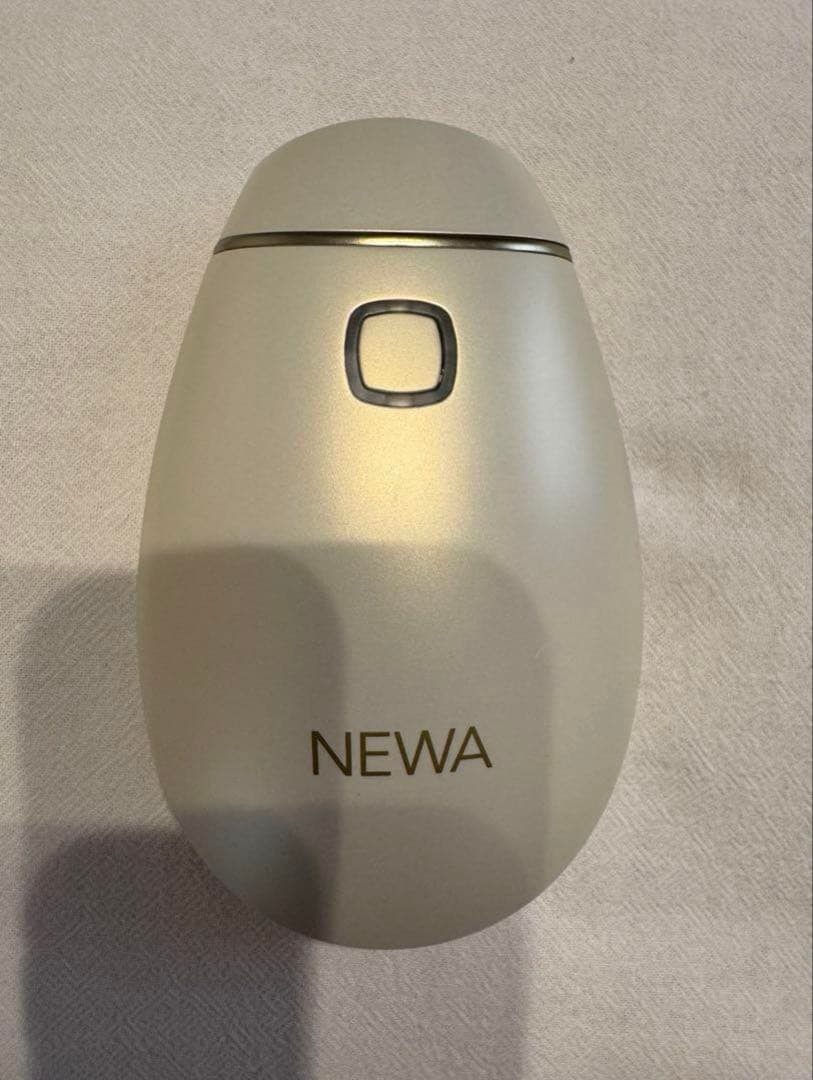 [10/10迄]正規品 NEWA 美顔器 ゴールド 充電器付き
