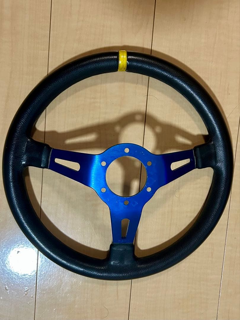 momo ステアリングホイール ∅35