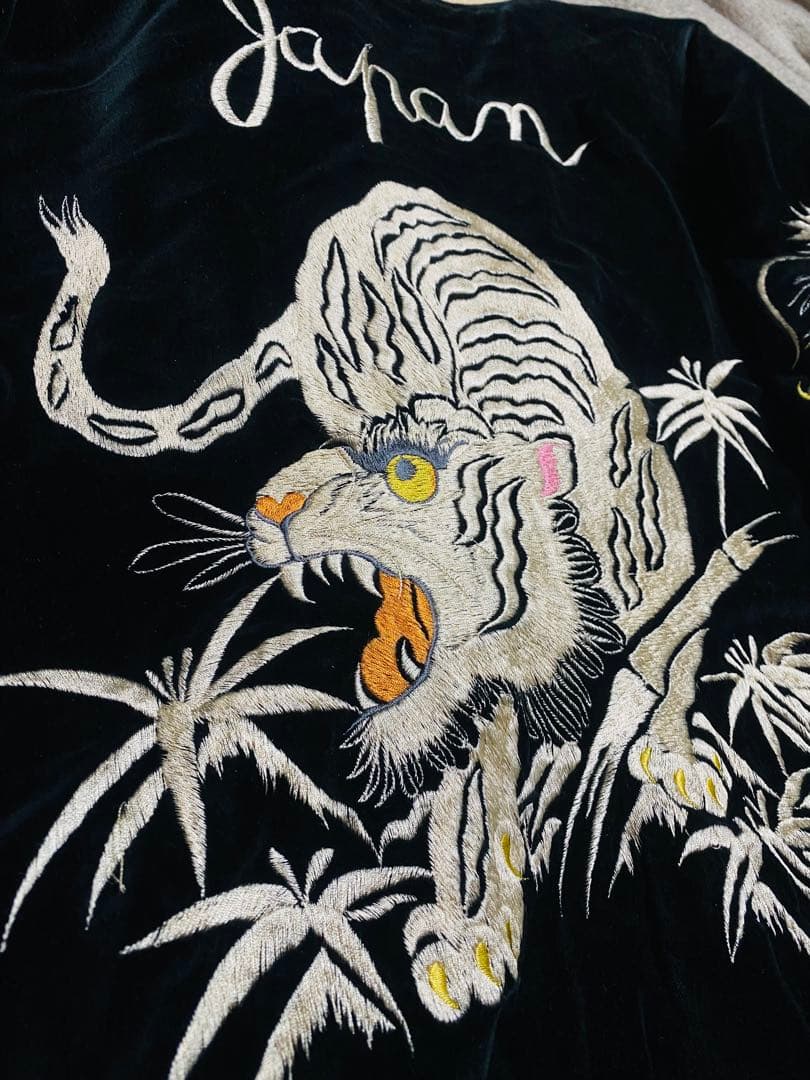 テーラー東洋 日本限定 スカジャン 虎龍限定　別珍　サテン 2面使う