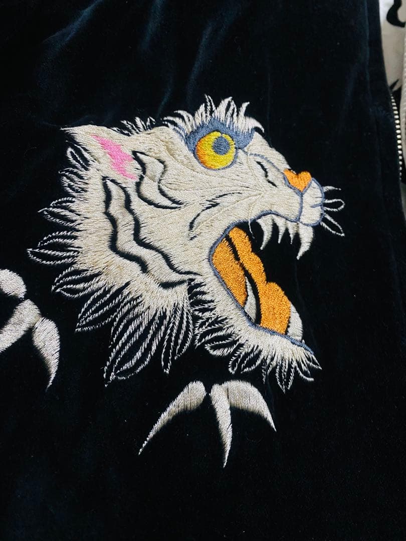 テーラー東洋 日本限定 スカジャン 虎龍限定　別珍　サテン 2面使う