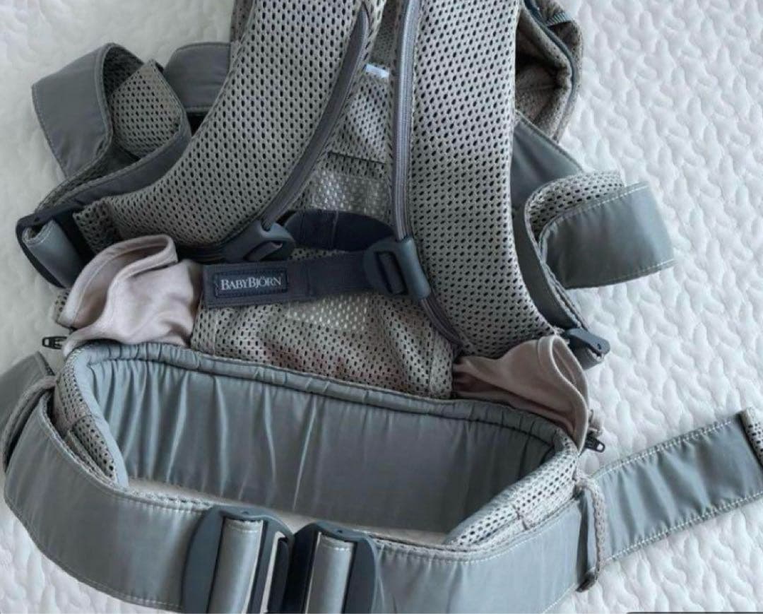 BabyBjörn ベビービョルン ワンカイエアー ONE KAI グレージュ