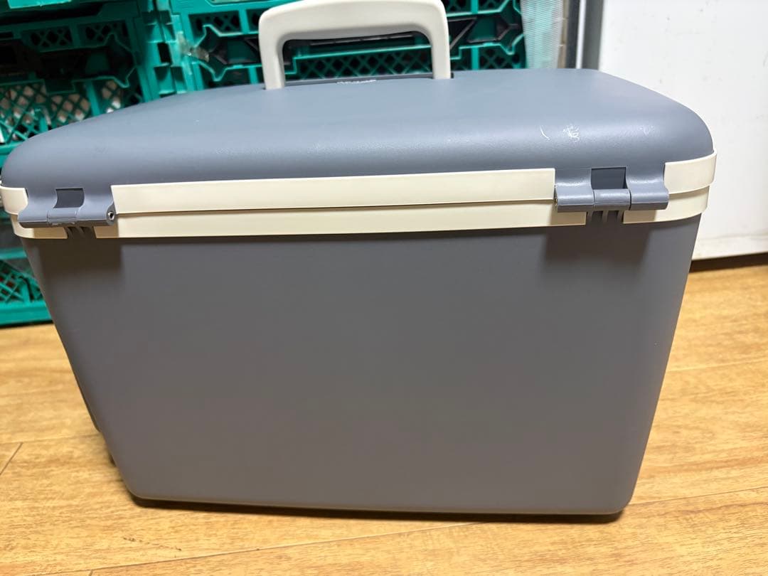 未使用 ツインバード 2電源式ポータブル電子冷温機 OR-612