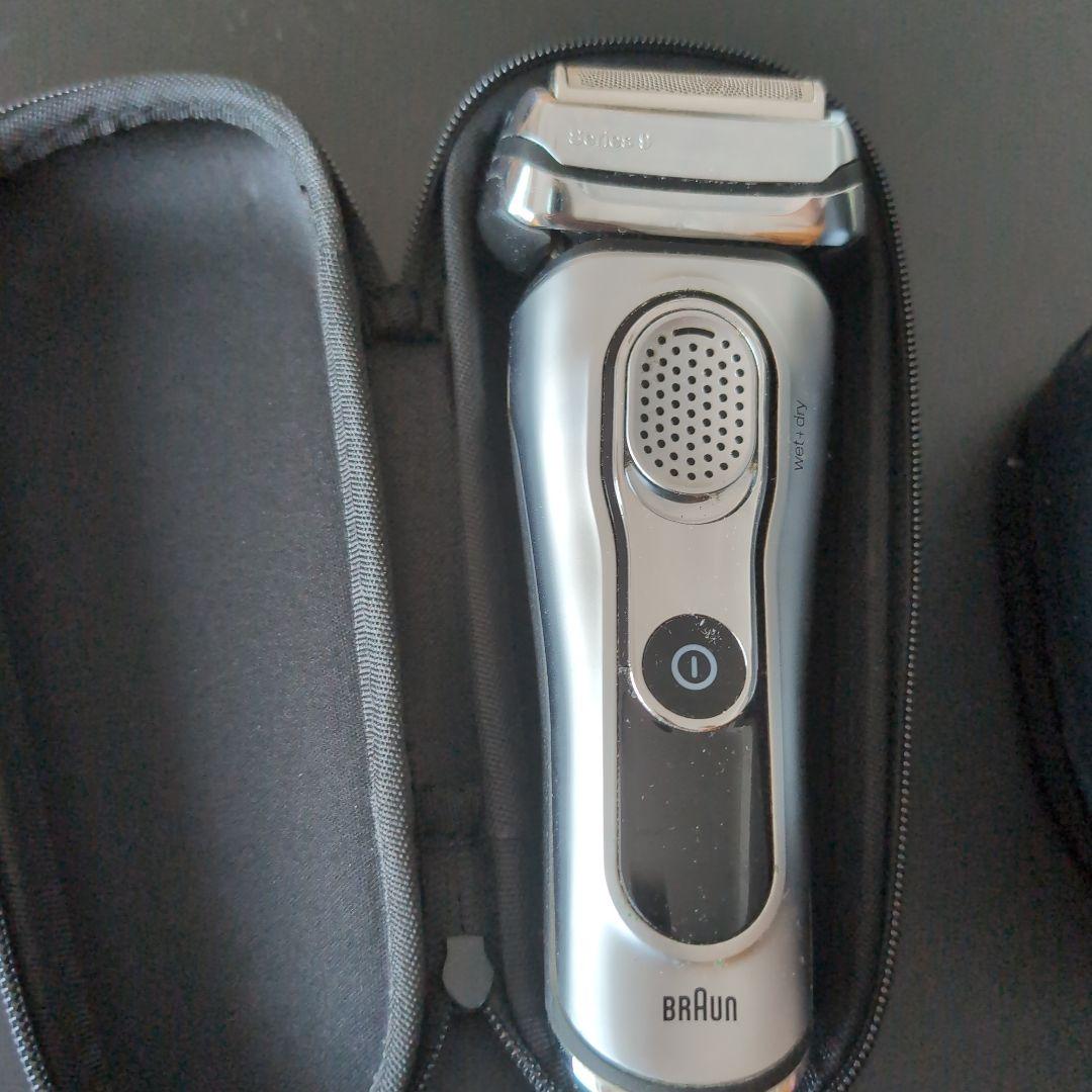BRAUN メンズ電気シェーバー 充電スタンド付きseries9取説付
