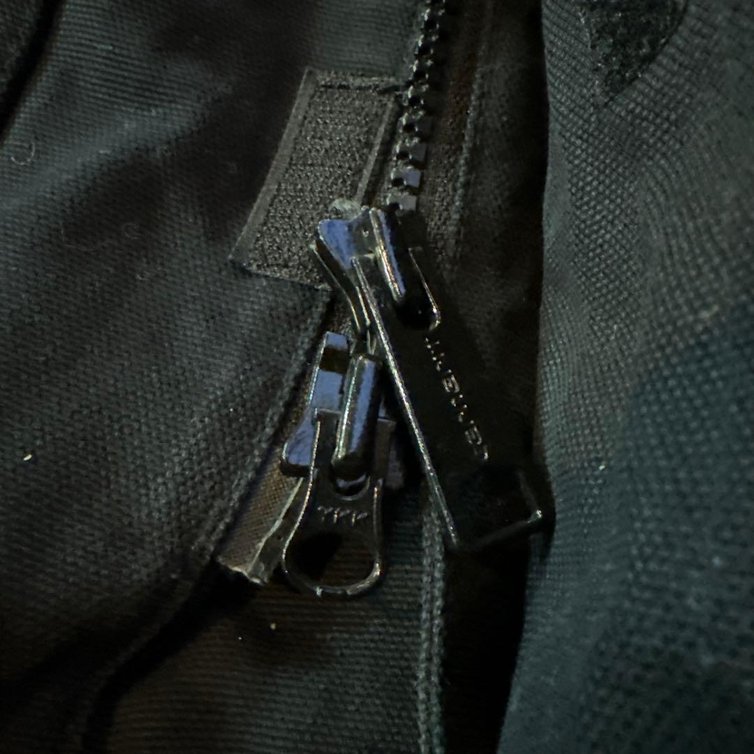 Carhartt シベリアンパーカーブラック フード付きジャケット　Lサイズ