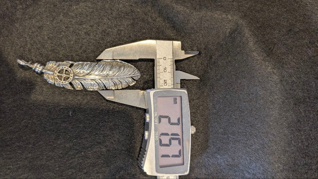 が*も様 SAAD ホイール付き 特大フェザーペンダント