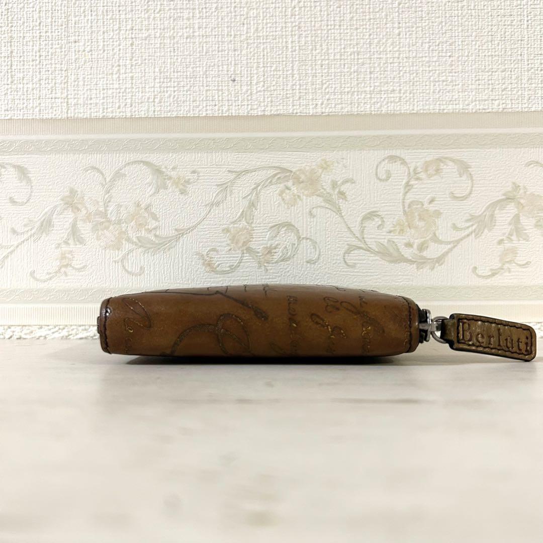 ベルルッティ ワパ ケース カリグラフィー 本革 スリットレザー