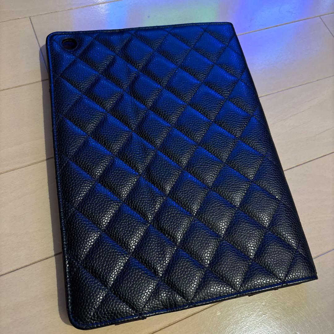 【新品】　シャネルiPadケース　マトラッセ　本革　ブラック