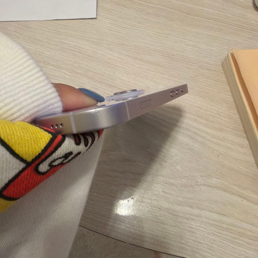 Apple iPhone 14 本体　パープル