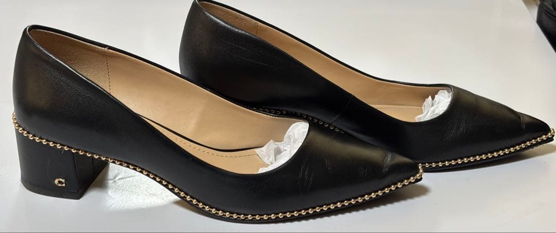 【USED】COACHコーチWilla pump スタッズアクセント 24.0