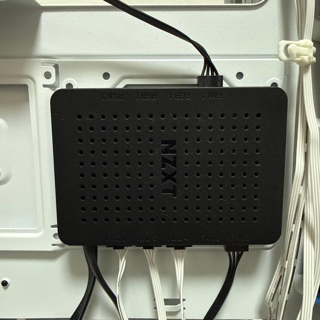 NZXT H5 Elite ケース RGBファンコントローラー付き