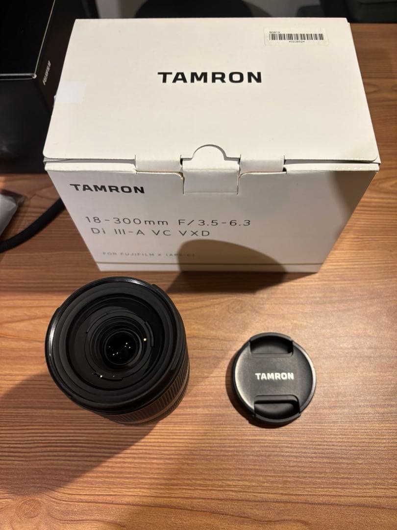 TAMRON 18-300mm 3.5-6.3 Di III-A 富士フィルム用