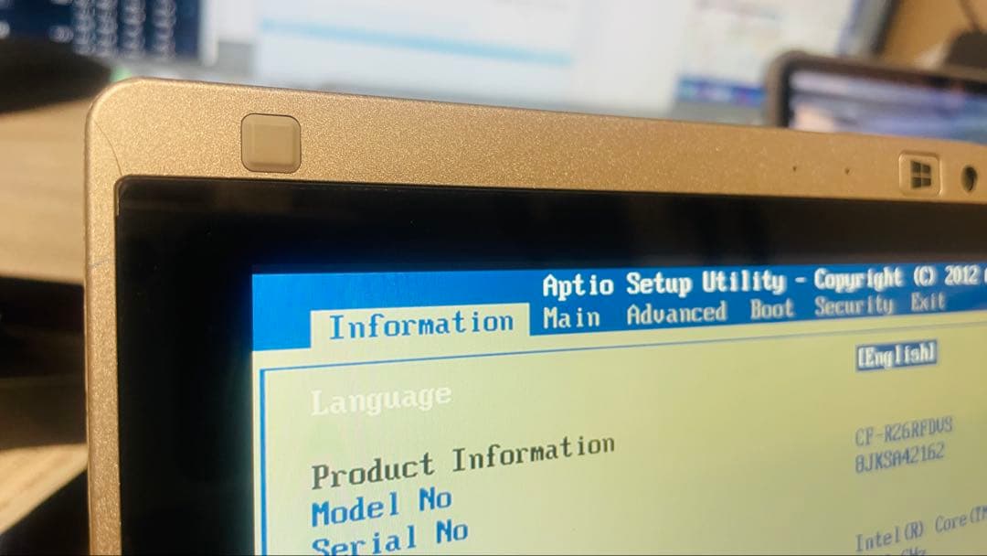 宗*4様 CF-RZ6 LTE対応 2180時間 Panasonic レッツノー