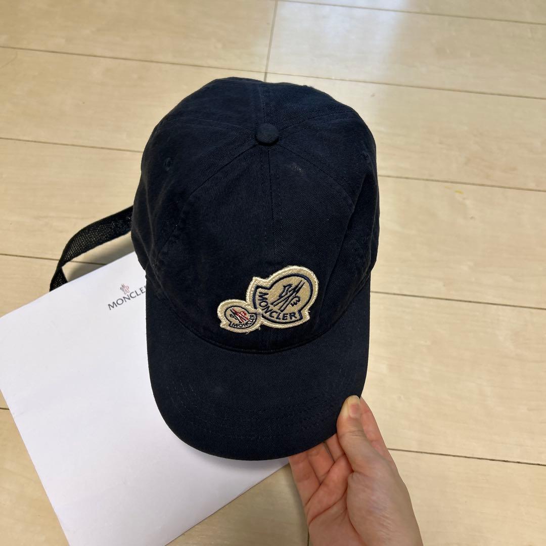 i*3様 正規品MONCLER ベスボールキャップ unisex Ｗワッペン