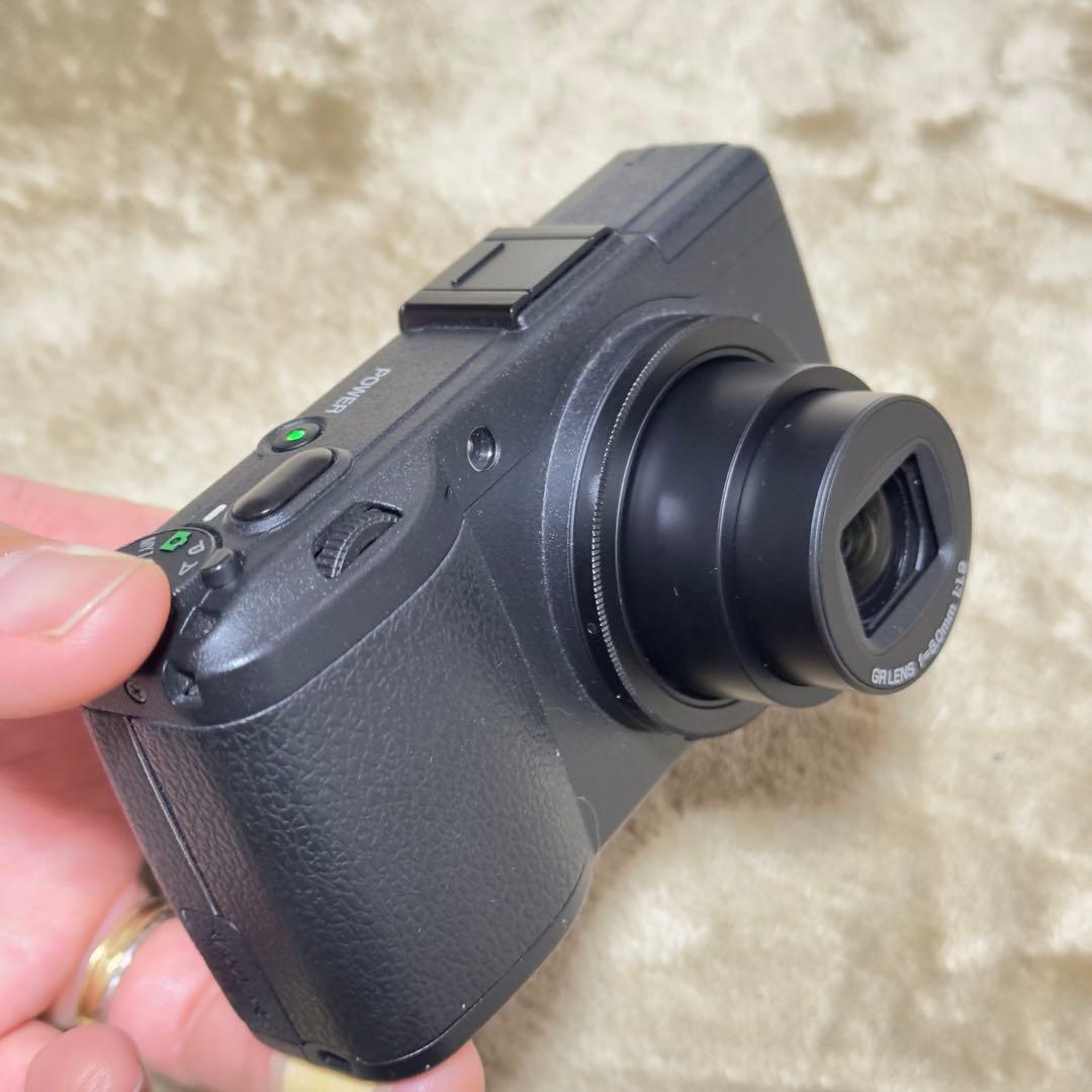 デジタルカメラ RICOH GR DIGITAL iii