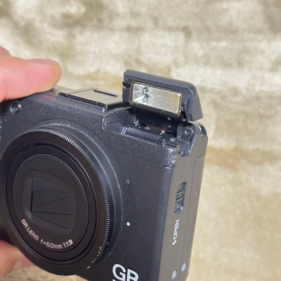 デジタルカメラ RICOH GR DIGITAL iii