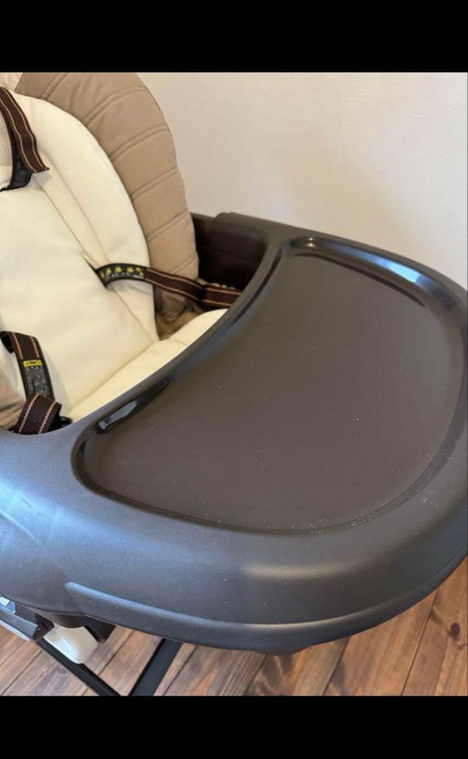 コンビ ハイ&ロースウィングチェア ネムリラ