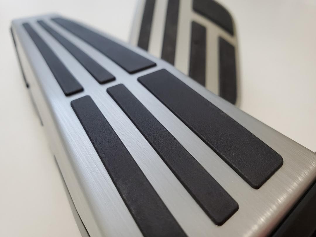 50系 後期 RAV4に　レクサス純正アルミペダル 2点　アクセル＆ブレーキ