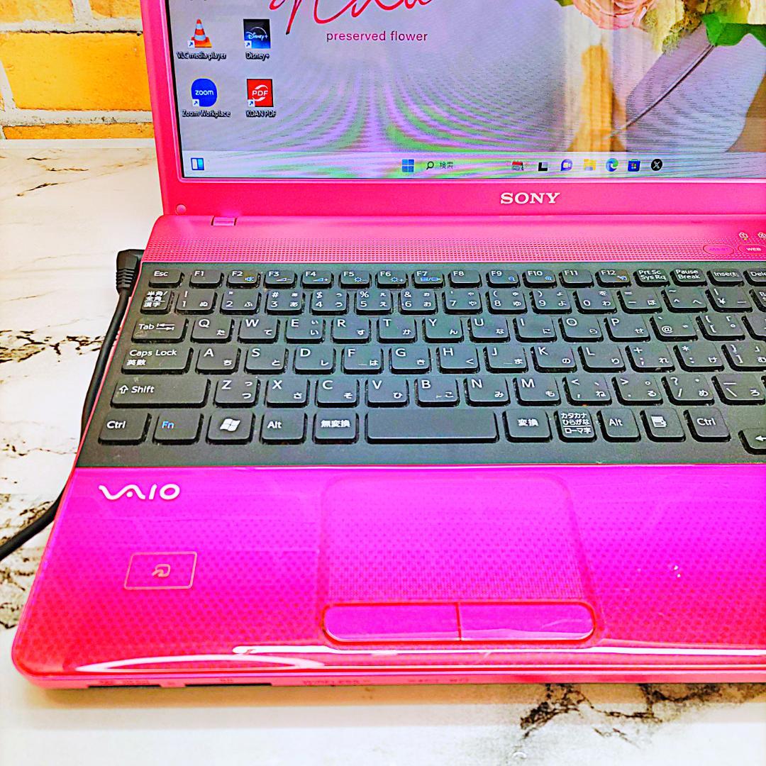 レアなピンク❤️ノートパソコン❣️Core-i5☘️爆速SSD✨メモリ8G