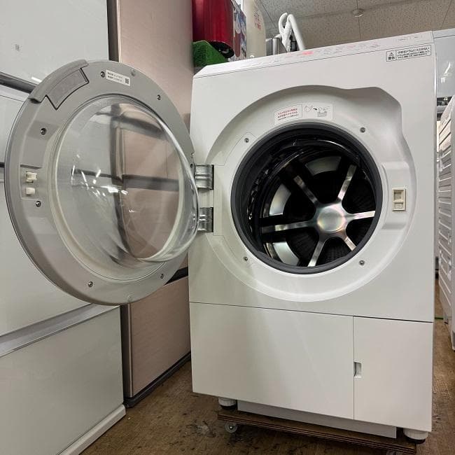 地域限定送料無料　超美品 パナソニック ドラム式洗濯乾燥機 NA-LX113B