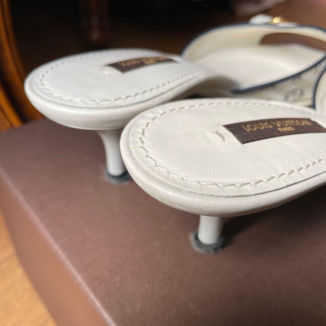 LOUIS VUITTON ホワイト ミュール　⭐︎箱、保存袋、取説あり⭐︎