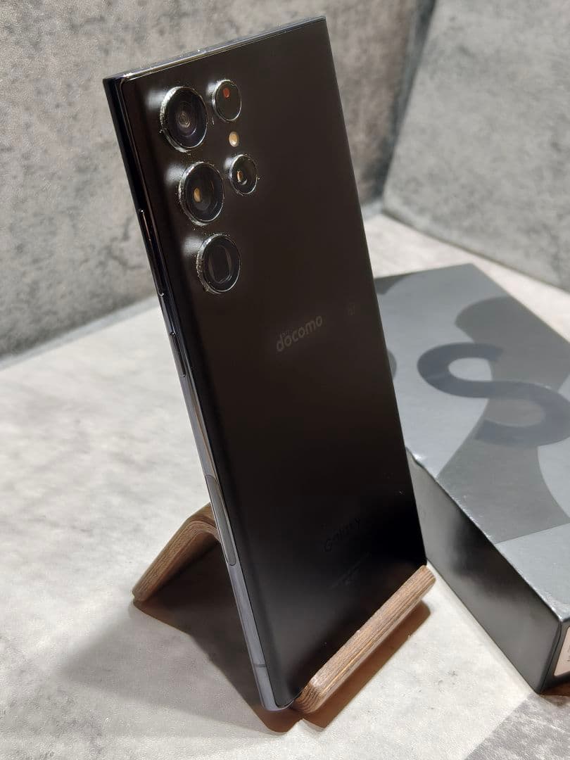 美品 Galaxy S22 Ultra SC-52C SIMフリー スマホ