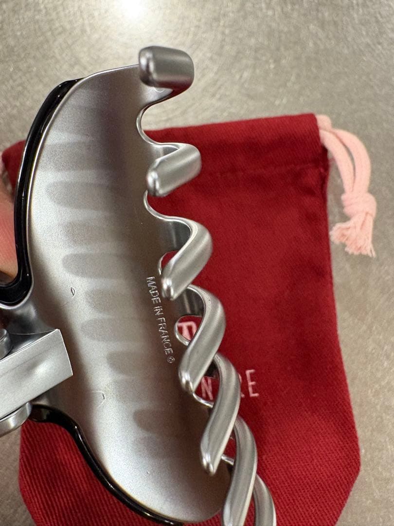 ALEXANDRE DE PARIS ヘアクリップ 黒ブラックシルバー