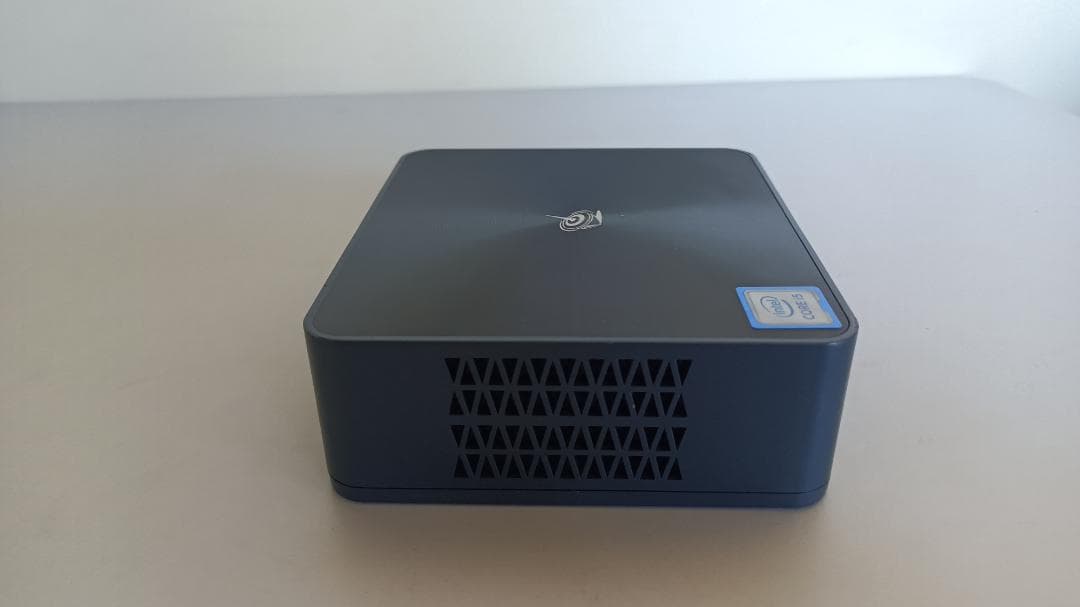 ミニPC 第八世代i5 SSD256G メモリ8G office 無線Wi-Fi