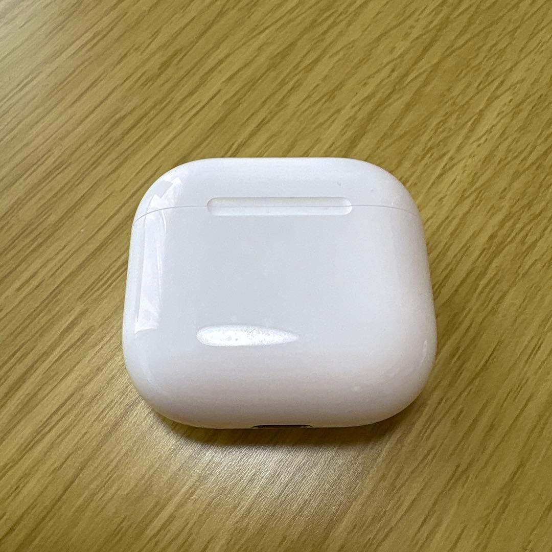 純正　AirPods 4（エアーポッズ 4） アクティブノイズキャンセリング搭載