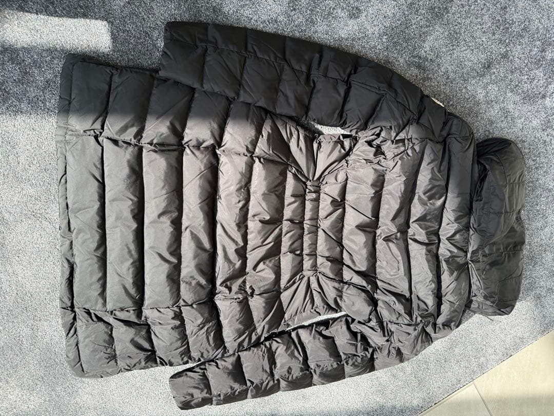 Moncler 黒 ロングダウンジャケット