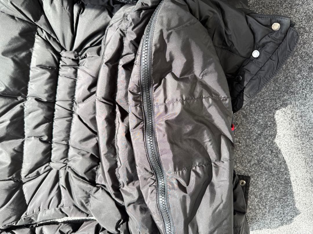 Moncler 黒 ロングダウンジャケット