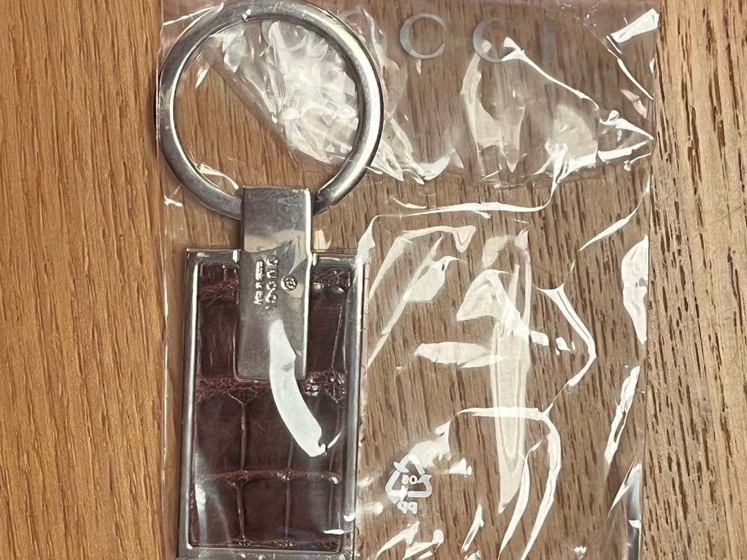 GUCCI ブラウンレザー キーホルダー