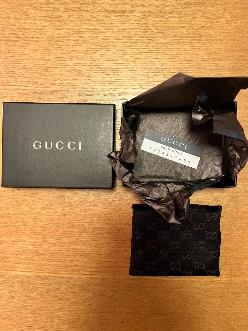 GUCCI ブラウンレザー キーホルダー