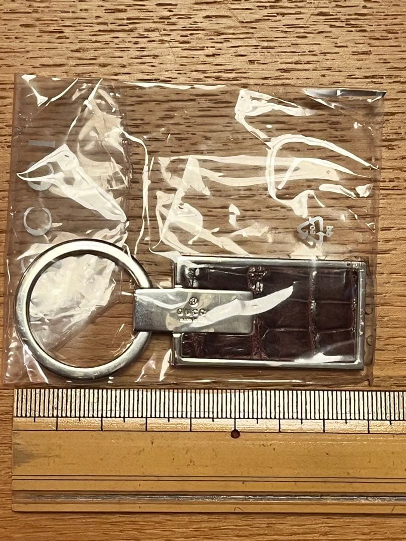 GUCCI ブラウンレザー キーホルダー