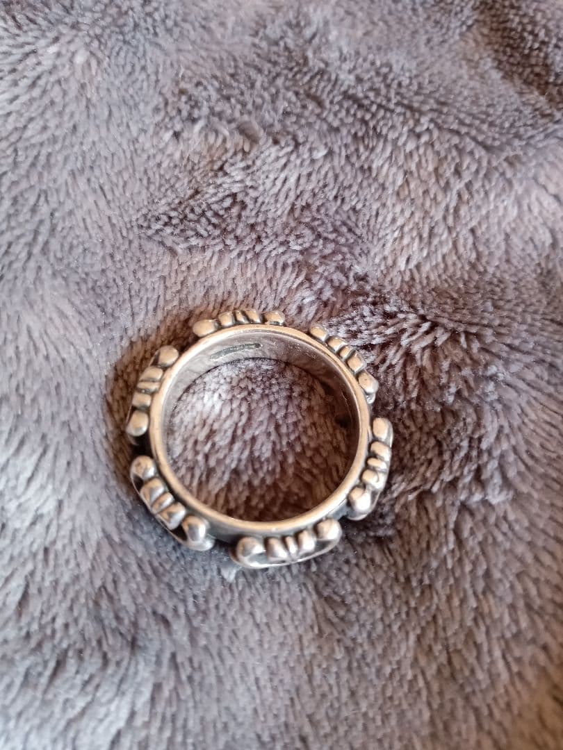 TM　A&G/エーアンドジー　フローラルクロスリング