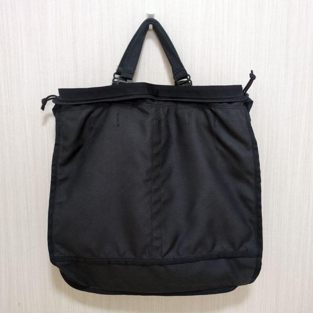 ブリーフィング　ヘルメットバッグ