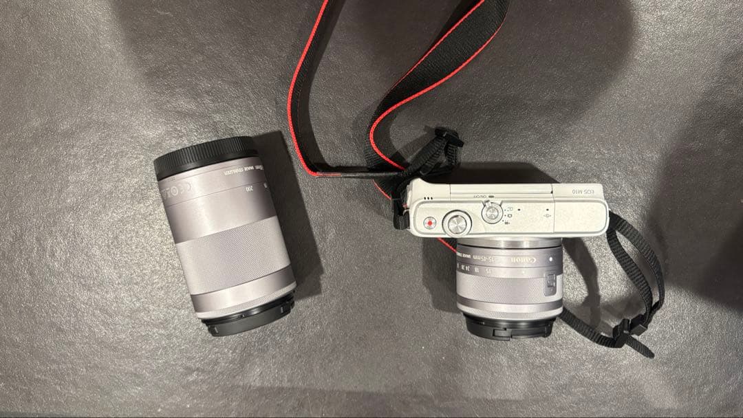 Canon ミラーレス一眼カメラ レンズ2本付き