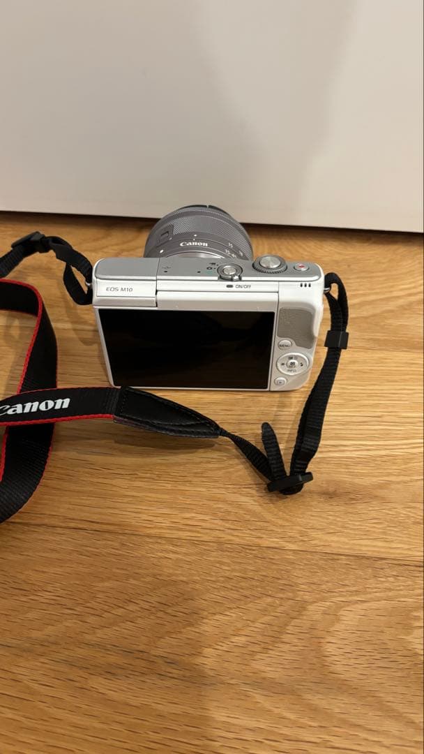 Canon ミラーレス一眼カメラ レンズ2本付き