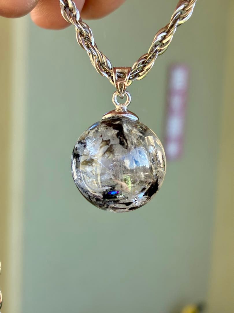 高品質5A大きくはっきりたぷたぷ✨ヒマラヤエレスチャル水入り水晶ペントップ925