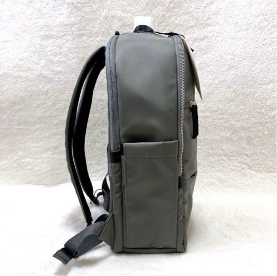 Evoon エボーン　ビジネスリュック　バックパック　大容量　軽量　新品　タグ付