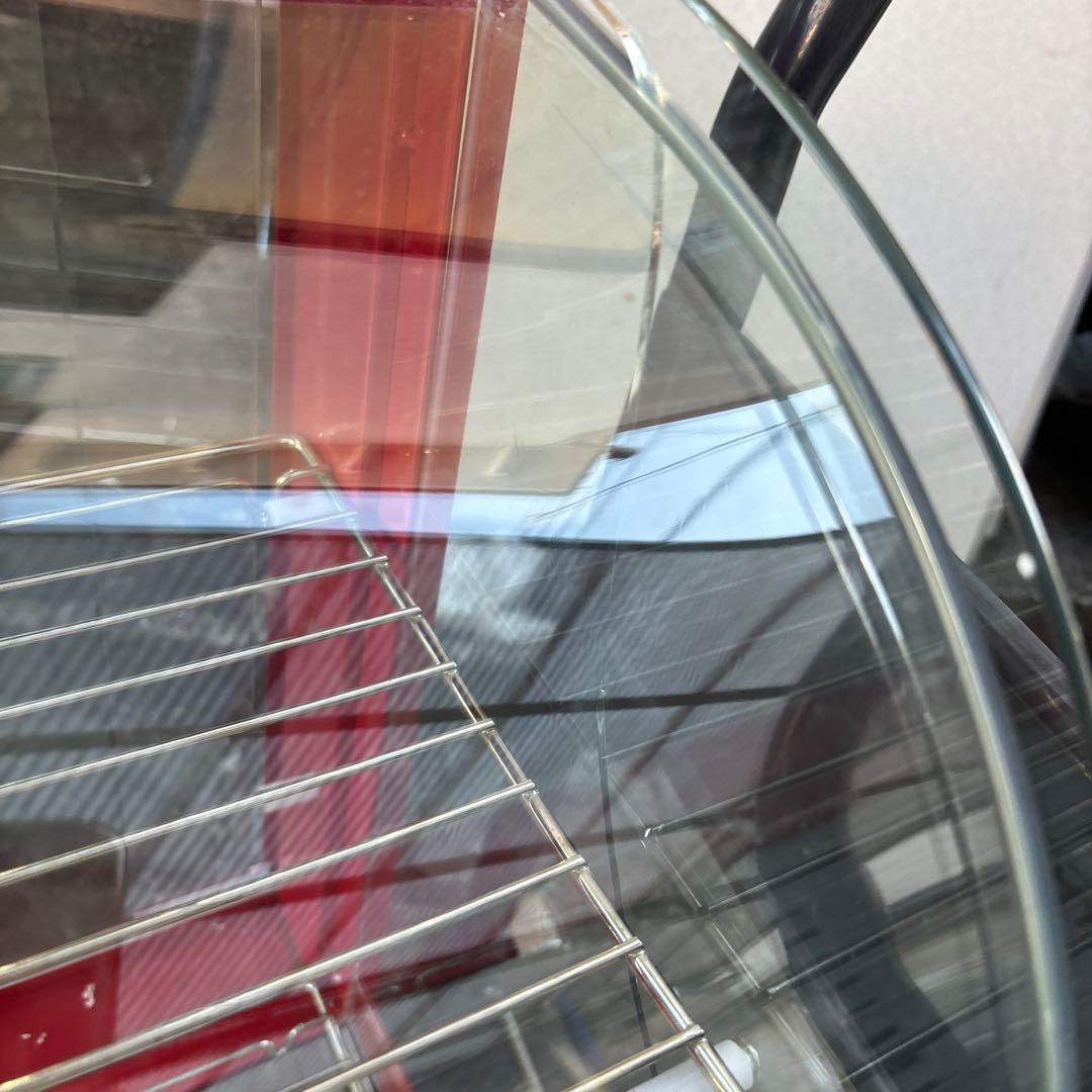 赤いガラスショーケース 中型未使用品傷あり