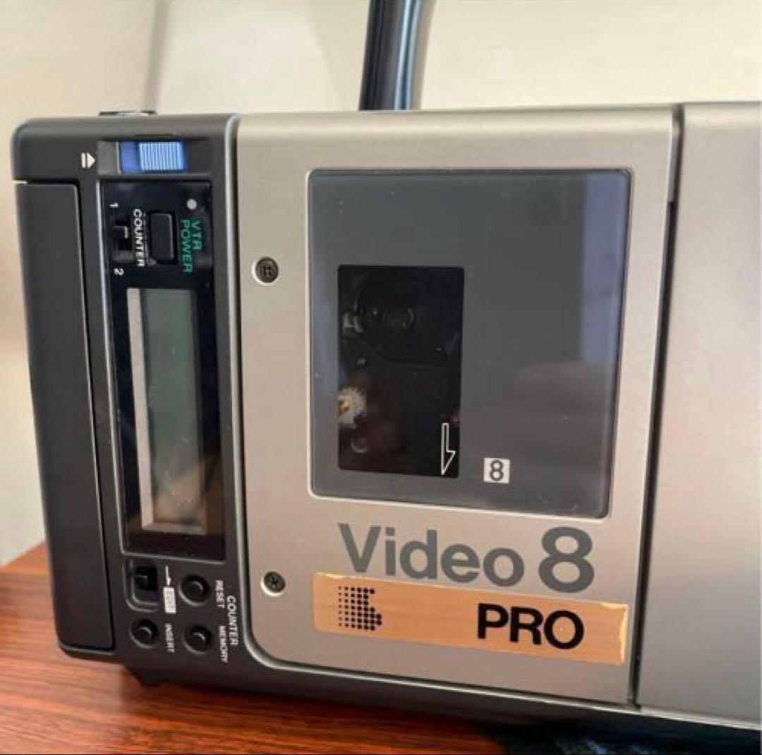 【発送日限定品】SONY CCD-V100