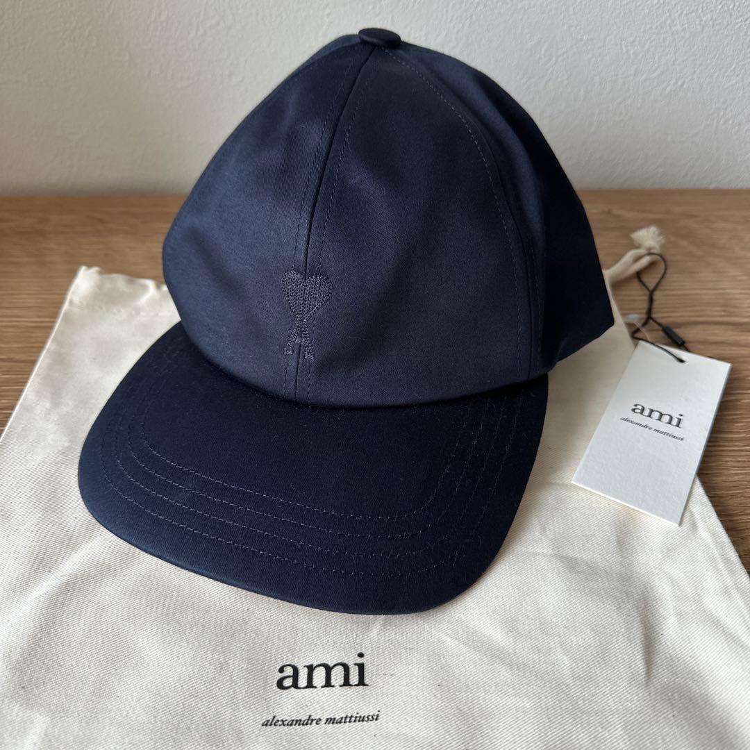 新品 完売品AMI DE COEUR エンブロイダリー キャップ