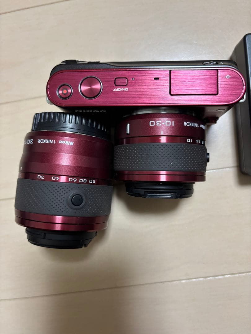 Nikon 1 J2 ミラーレスカメラ 赤 10-30mm 30-110mm