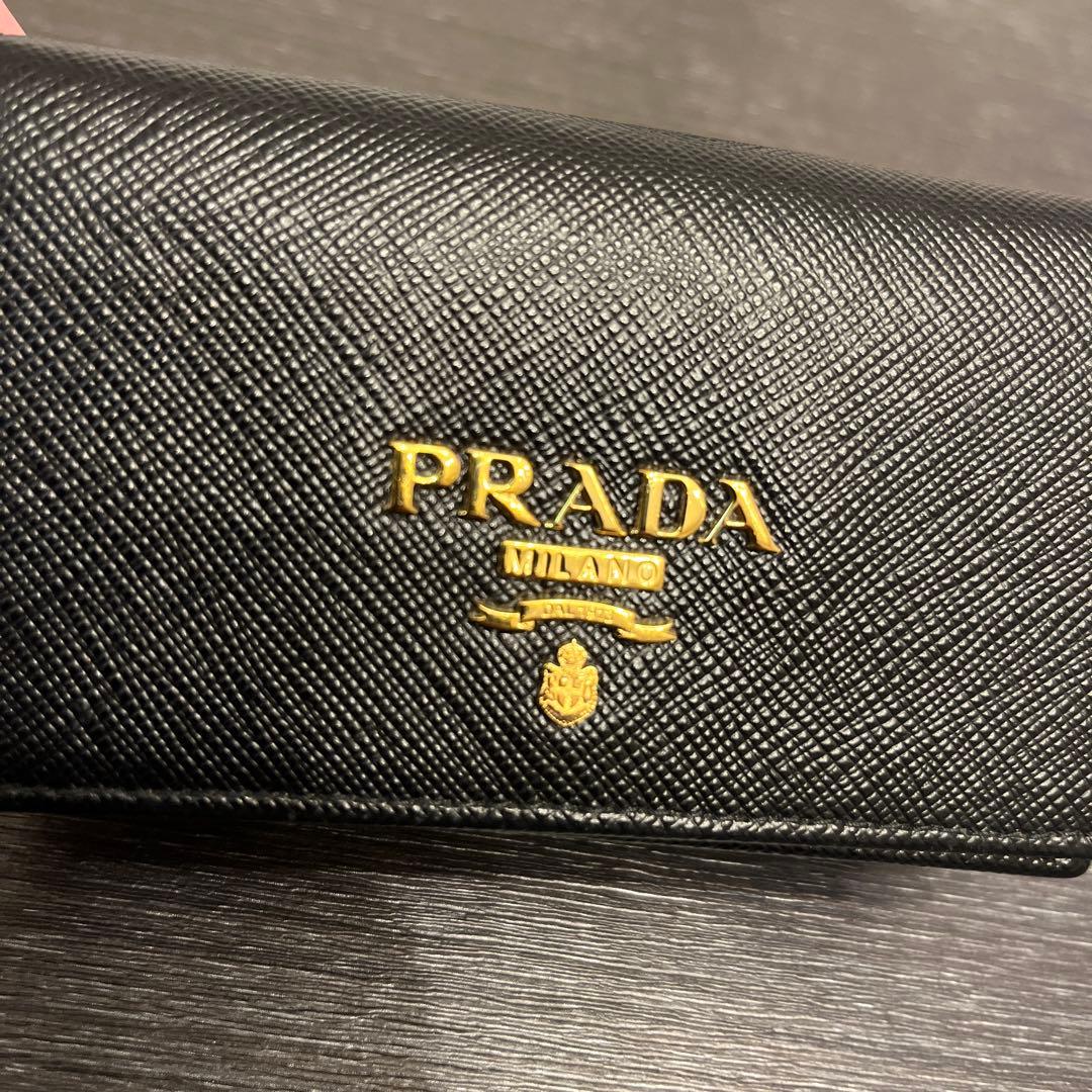PRADA 名刺入れ